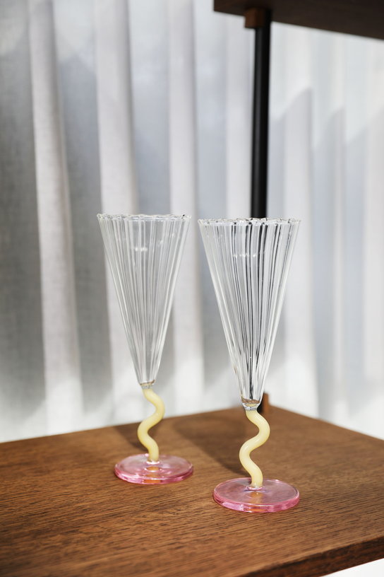 2-flutes-de-champagne-en-verre-caramel-18cl-21x7-5cm-curve-klevering-2