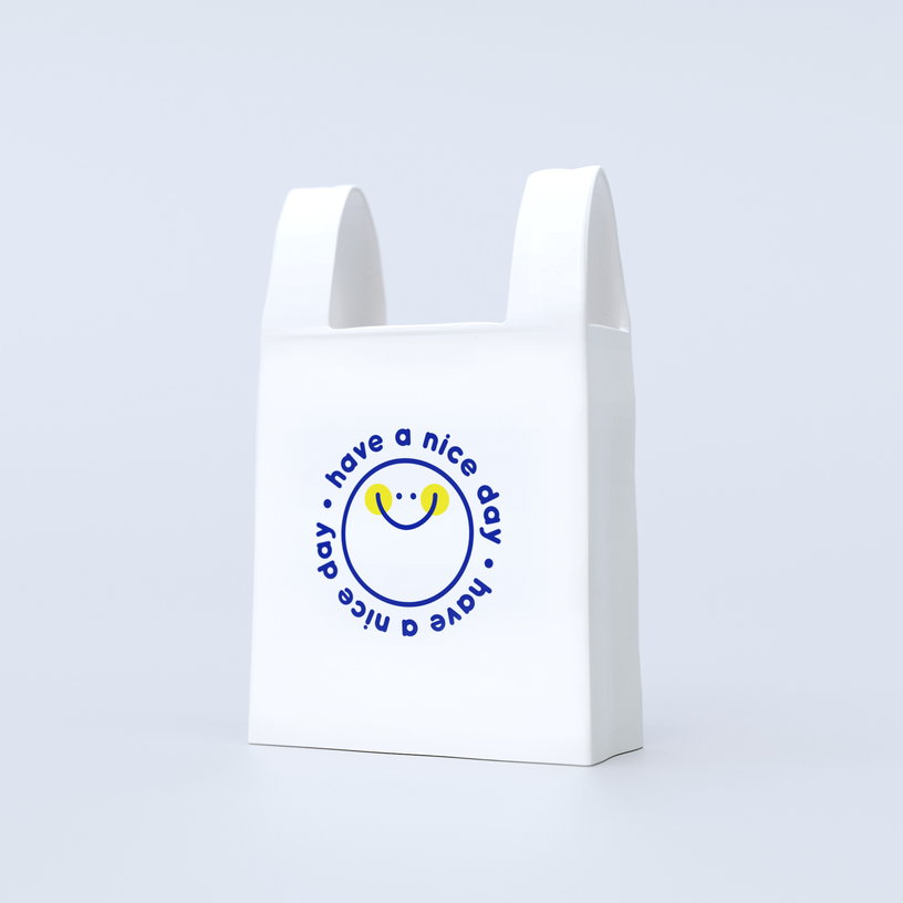 vase-en-ceramique-blanc-16x7x25cm-plastic-bag-fluid-market-1