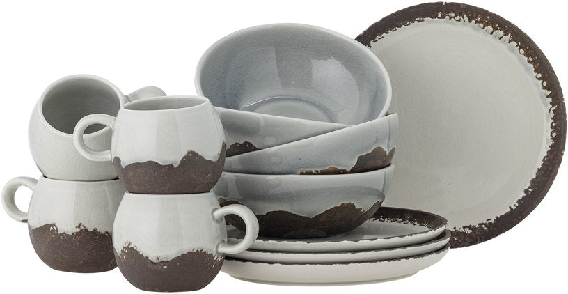 service-de-vaisselle-petit-dejeuner-pour-4-en-gres-marron-paula-bloomingville-1
