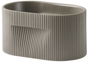 cache-pot-en-argile-taupe-13cm-ridge-muuto-1