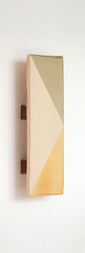 applique-murale-rectangulaire-en-ceramique-verte-et-jaune-30x10cm-tile-violaine-d-harcourt-2