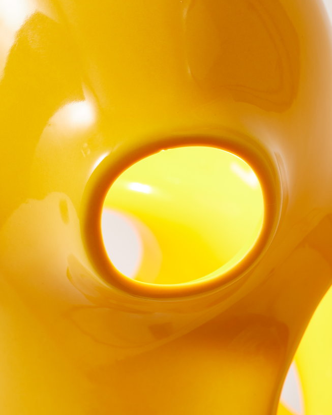 lampe-de-table-ajouree-en-ceramique-jaune-18-1x31-8cm-bulle-pols-potten-6