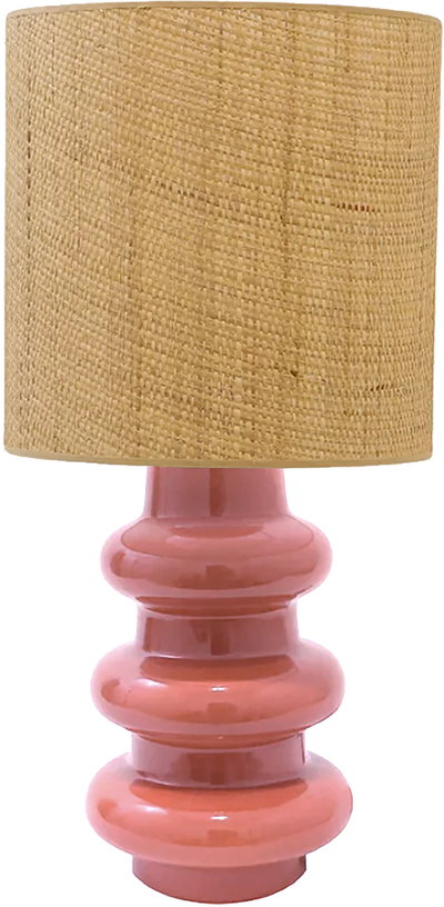 lampe-en-ceramique-rose-et-abat-jour-en-raphia-luzia-the-cool-republic-1