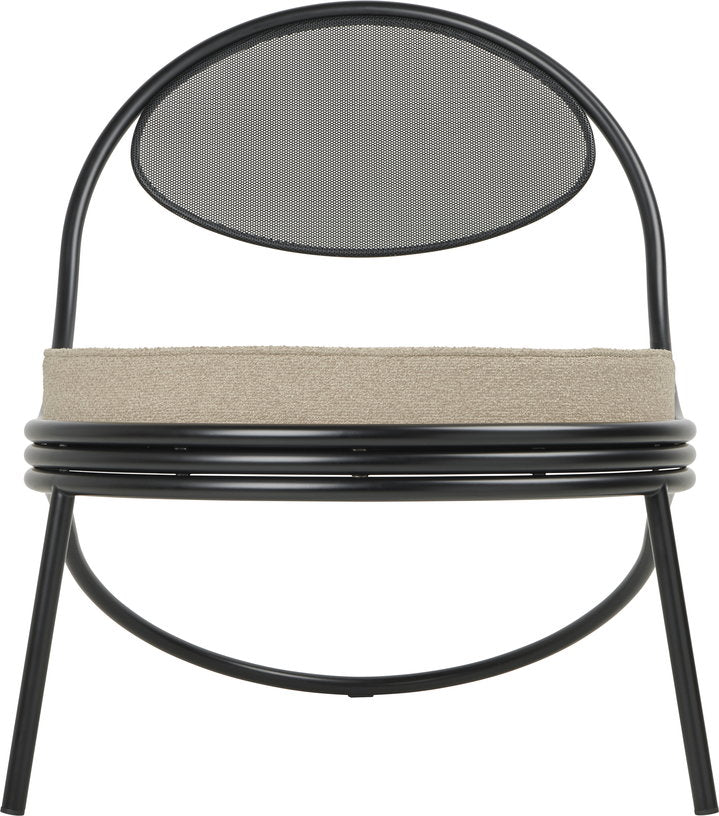 fauteuil-lounge-noir-et-boucle-beige-copacabana-gubi-2