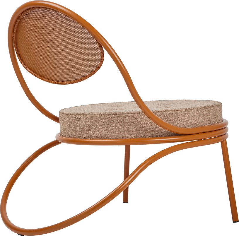 fauteuil-lounge-orange-et-boucle-copacabana-gubi-4