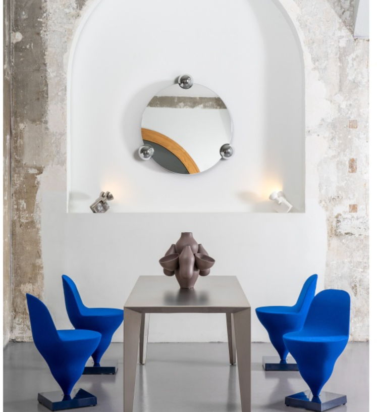 miroir-design-ovale-argente-71cm-sphera-solstice-moustache-6