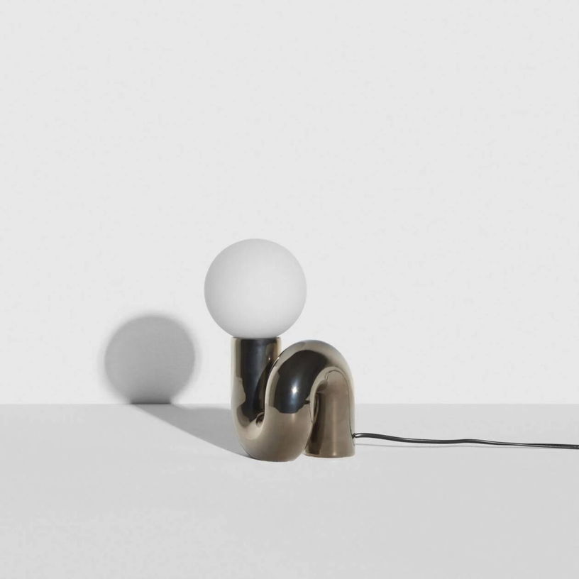 lampe-a-poser-en-ceramique-platine-26cm-neotenic-petite-friture-1