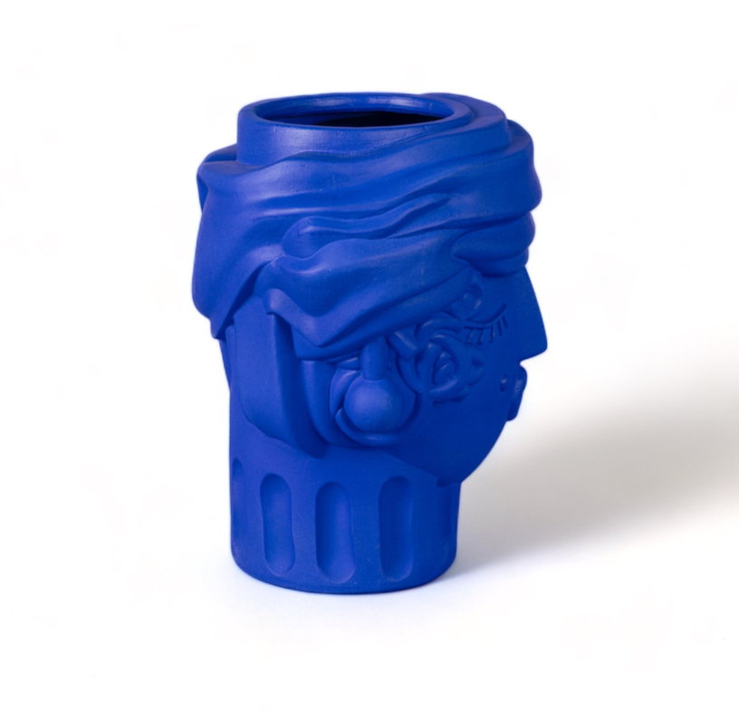 vase-visage-en-terre-cuite-bleu-33cm-women-seletti-5