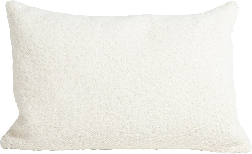 coussin-en-bouclette-creme-avec-garnissage-40x65cm-belize-gabrielle-paris-1