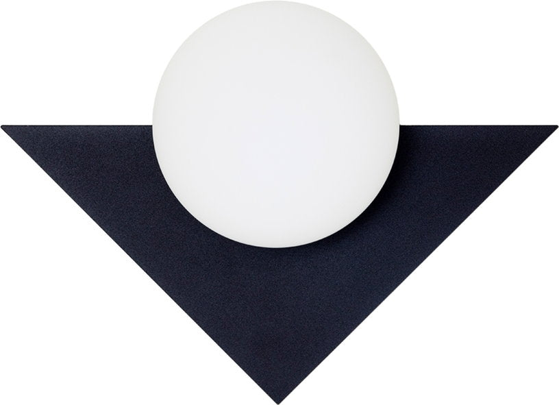 applique-murale-triangulaire-en-verre-opalin-et-acier-ninja-black-28cm-candy-swedish-ninja-4