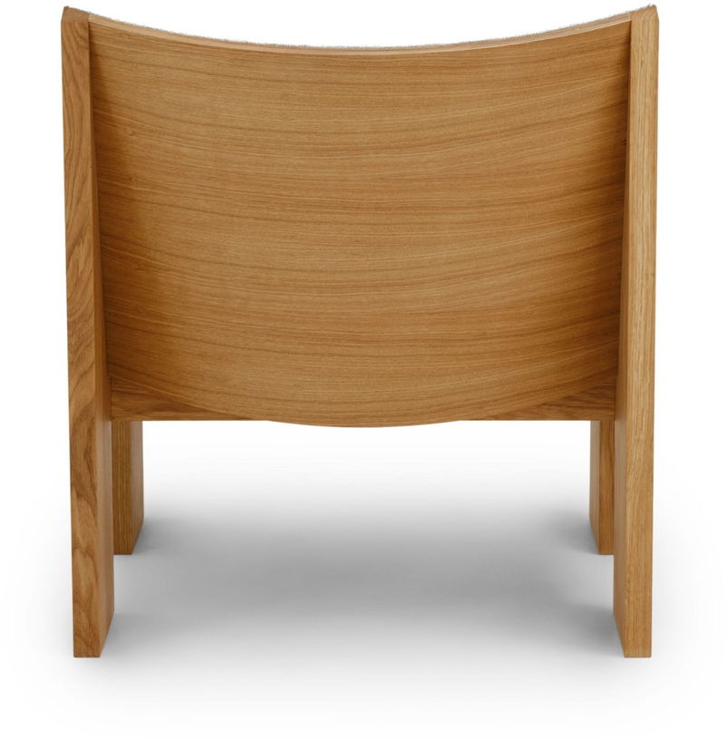 fauteuil-en-chene-clair-et-textile-boucle-marron-tenon-new-works-3