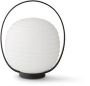 lampe-lanterne-portable-en-acier-et-verre-opale-noire-new-works-1