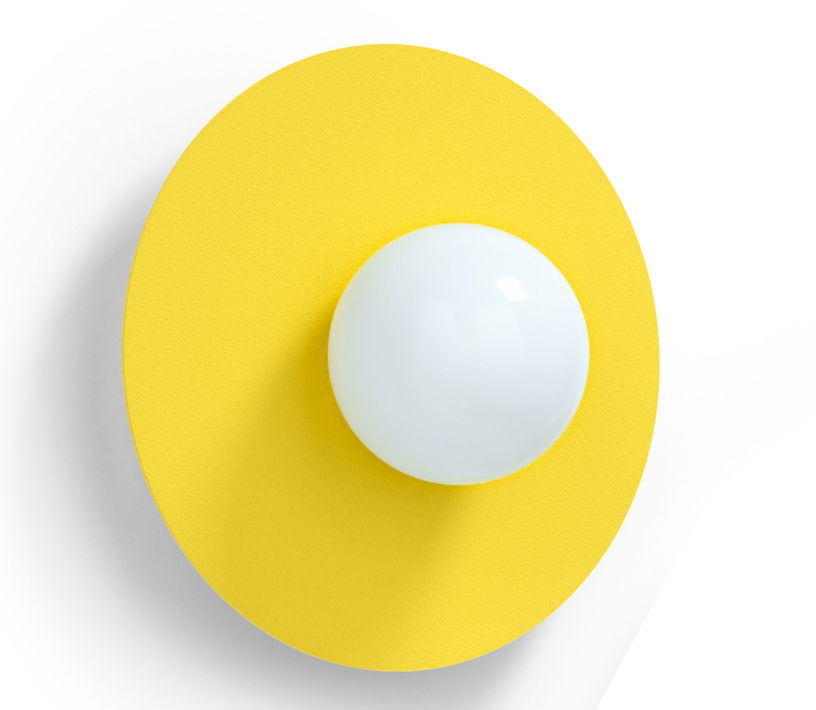 applique-murale-en-verre-opalin-et-acier-sunshine-yellow-37x22cm-circle-360-s-swedish-ninja-2