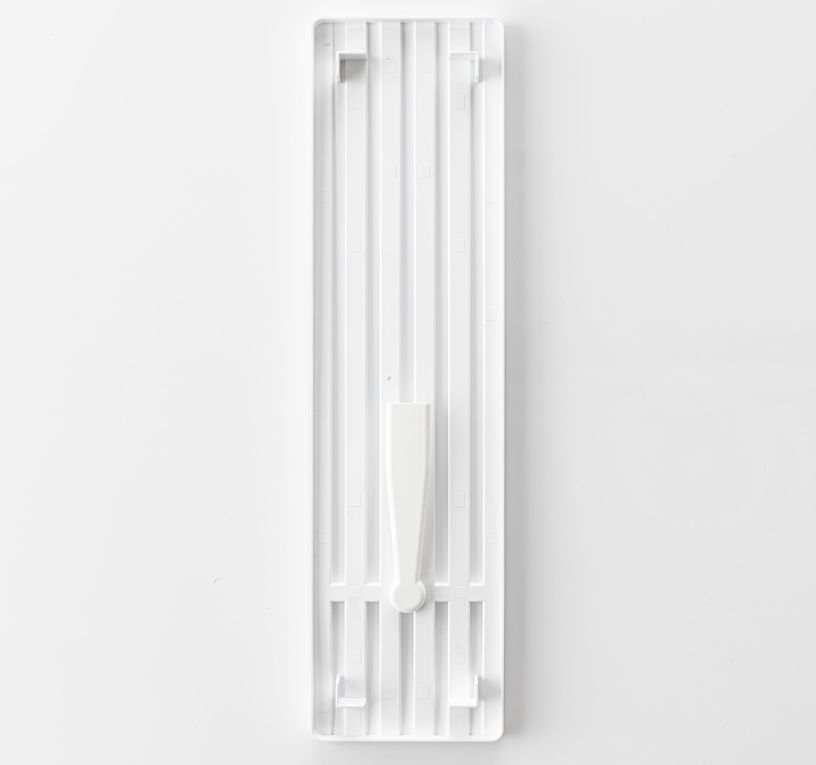 egouttoir-etroit-en-acier-er-resine-absorbante-blanche-57-5x16x18-5cm-yamazaki-4