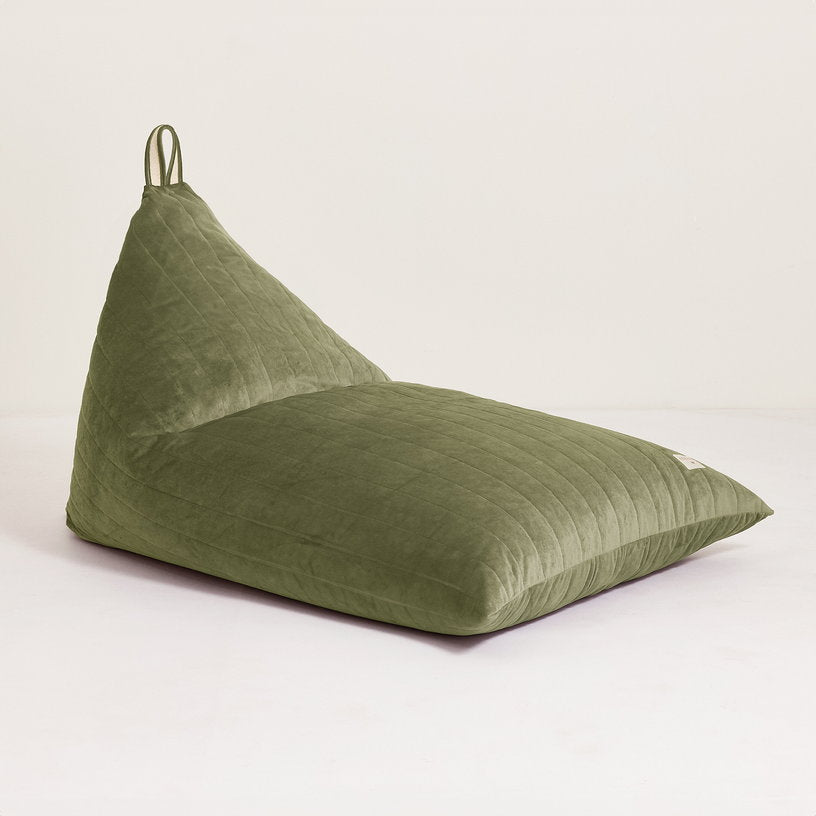 pouf-en-velours-recycle-vert-olive-115x77x77cm-essaouira-nobodinoz-1