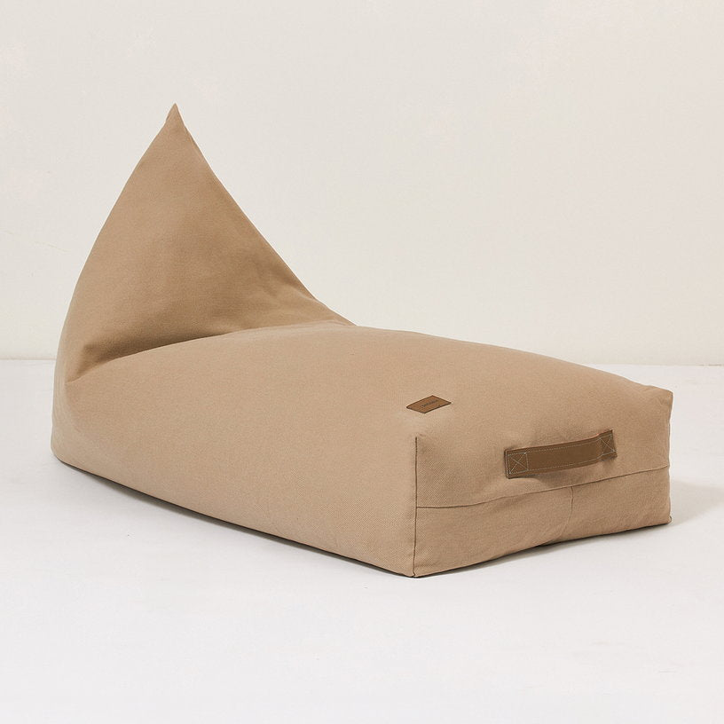 pouf-en-tissu-marron-fauve-119x52x70cm-oasis-nobodinoz-1
