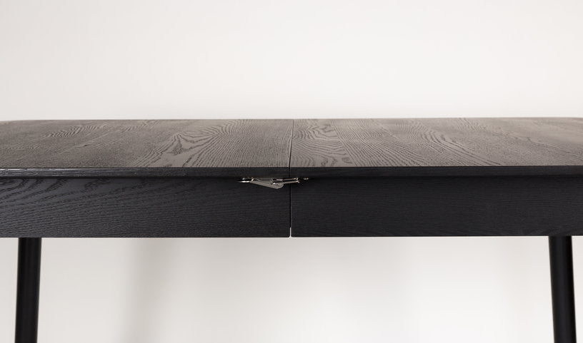 table-a-manger-rectangulaire-avec-rallonge-en-chene-teinte-noir-120-162x80cm-glimps-zuiver-9