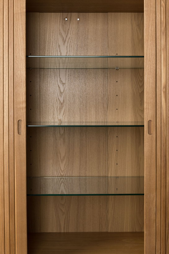 cabinet-en-frene-naturel-140cm-barbier-zuiver-5