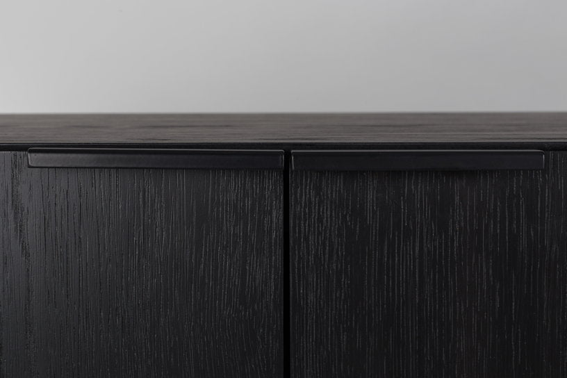 buffet-en-chene-noir-180cm-travis-zuiver-3