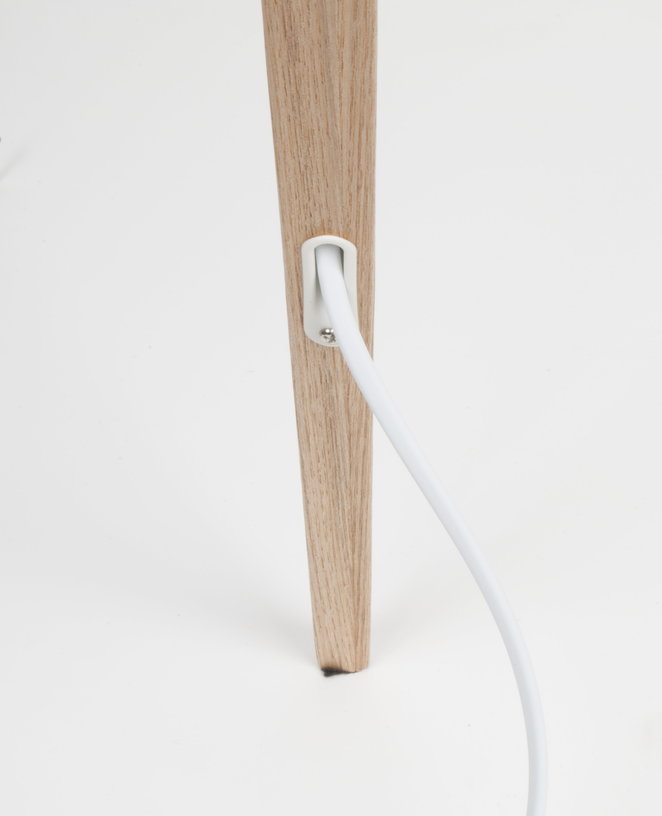 lampadaire-en-metal-blanc-et-bois-151cm-tripod-zuiver-3