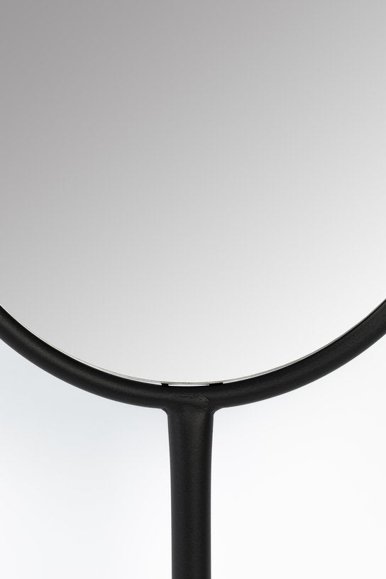 miroir-a-poser-en-acier-noir-165cm-tess-zuiver-5