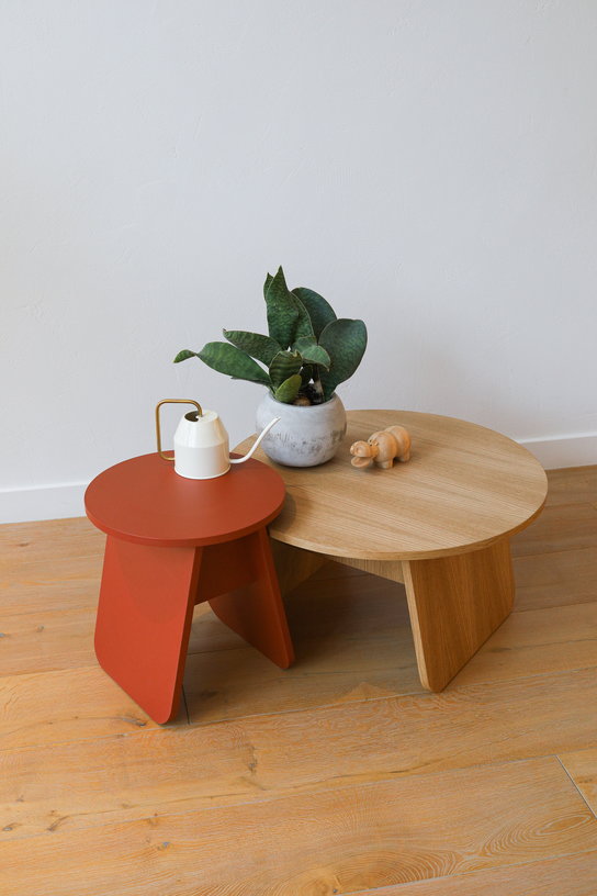 table-basse-ronde-en-bois-de-chene-huile-71x38cm-momoko-emko-5