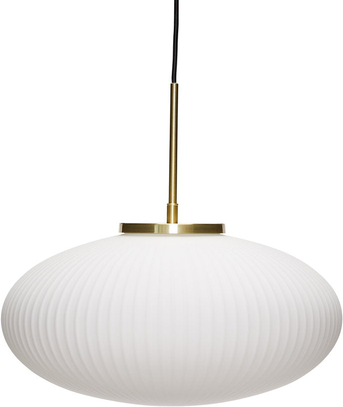 suspension-en-verre-opale-et-laiton-40xh38cm-serene-hubsch-1