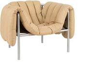 fauteuil-lounge-en-cuir-sable-clair-et-acier-puffy-hem-1