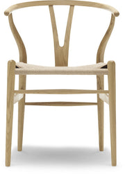 chaise-en-chene-laque-et-assise-tissee-naturelle-76cm-ch24-carl-hansen-son-1