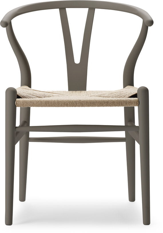 chaise-en-hetre-soft-slate-et-assise-tissee-naturelle-76cm-ch24-carl-hansen-son-1