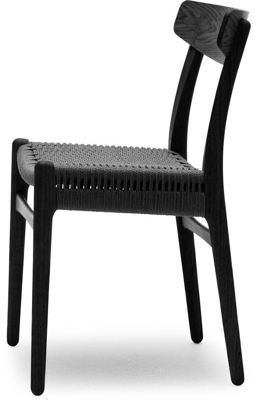 chaise-en-chene-teinte-noir-et-assise-tissee-noire-78-5cm-ch23-carl-hansen-son-3