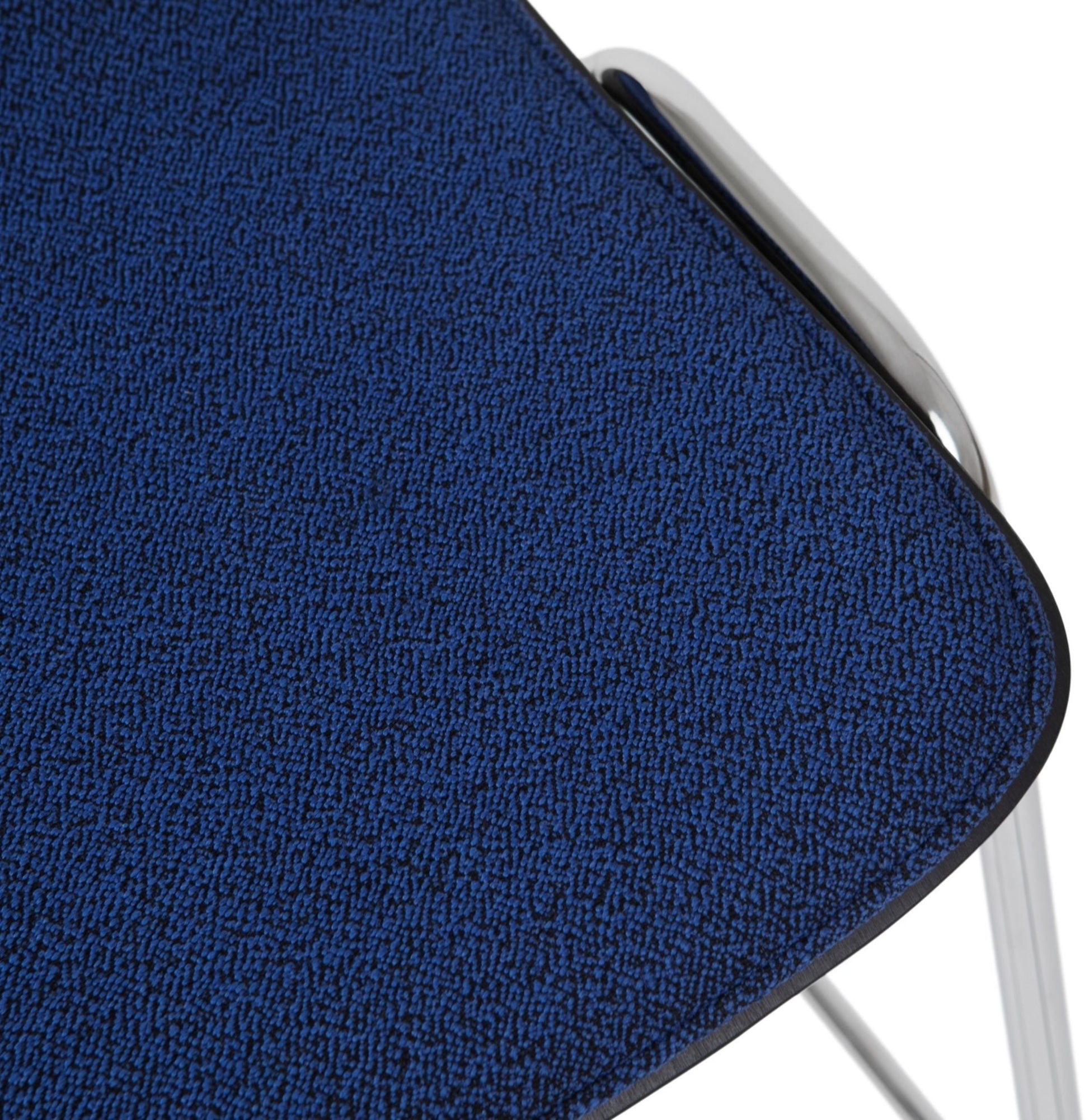 Tabouret de bar 65 cm en tissu bleu et cadre argenté Touchwood - Hem — 374468.jpg
