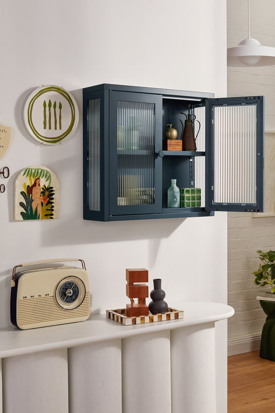 armoire-murale-en-acier-gris-ardoise-et-verre-cannele-60x18x57cm-the-kit-mustard-made-5