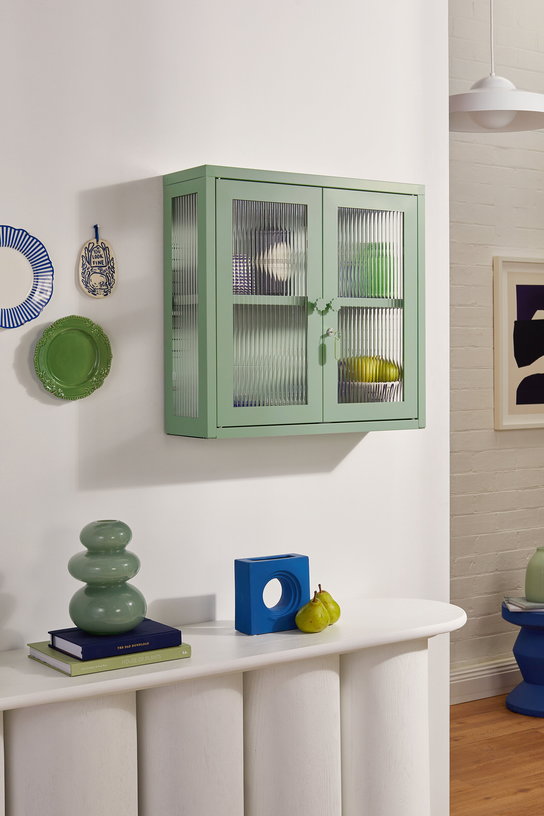 armoire-murale-en-acier-vert-sauge-et-verre-cannele-60x18x57cm-the-kit-mustard-made-5