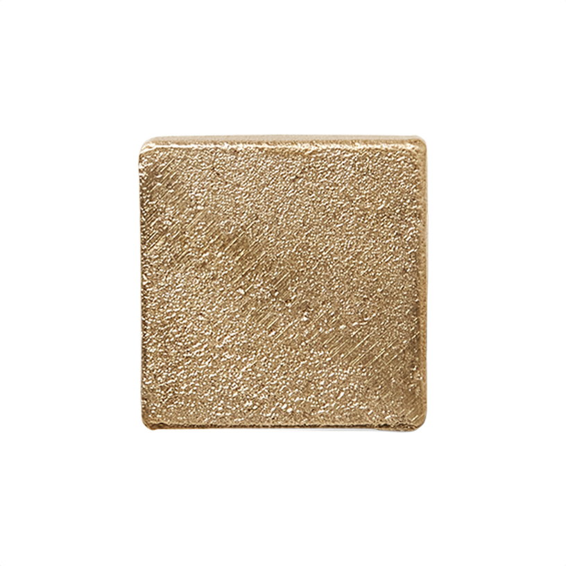 crochet-carre-en-laiton-massif-moule-2-5cm-ferm-living-2
