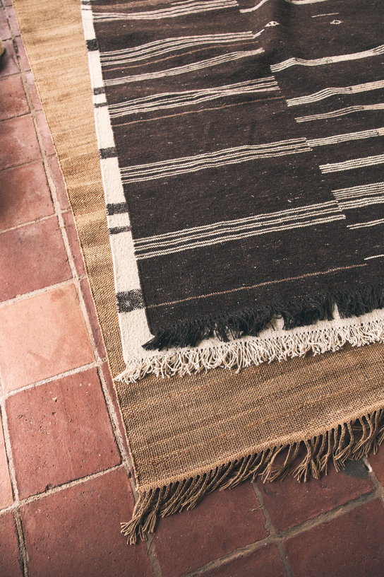 tapis-en-chanvre-outlander-250x350cm-hkliving-4
