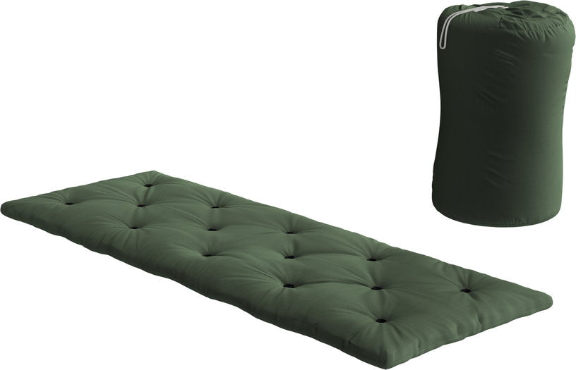 sac-de-couchage-en-coton-vert-olive-45x70cm-bed-in-a-bag-karup-design-1