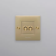 Interrupteur 1G double laiton TOGGLE SWITCH  - Buster+Punch — 378089.jpg