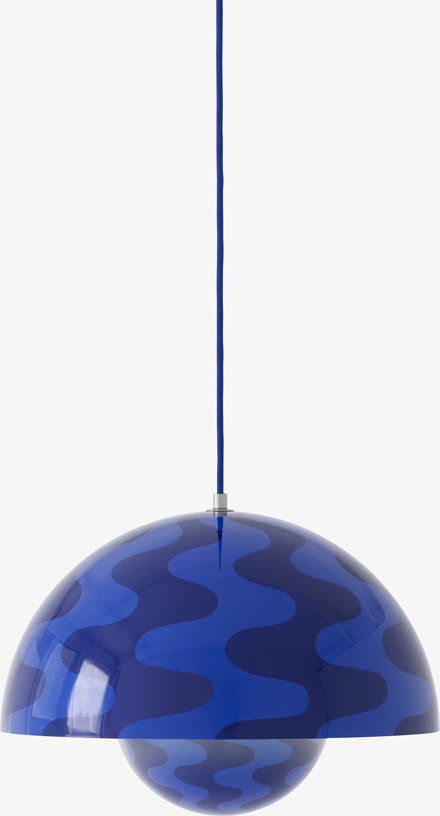 suspension-a-motifs-bleu-cobalt-et-bleu-crepuscule-37x27cm-flowerpot-vp7-tradition-2