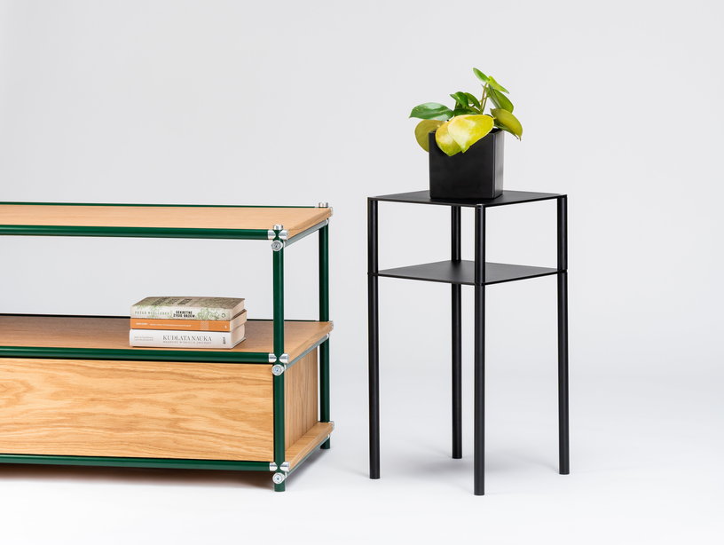 table-d-appoint-en-acier-30x30x60cm-custom-form-4
