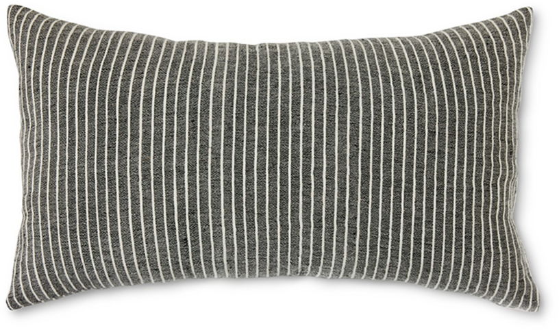 coussin-raye-monochrome-70x40cm-hkliving-1