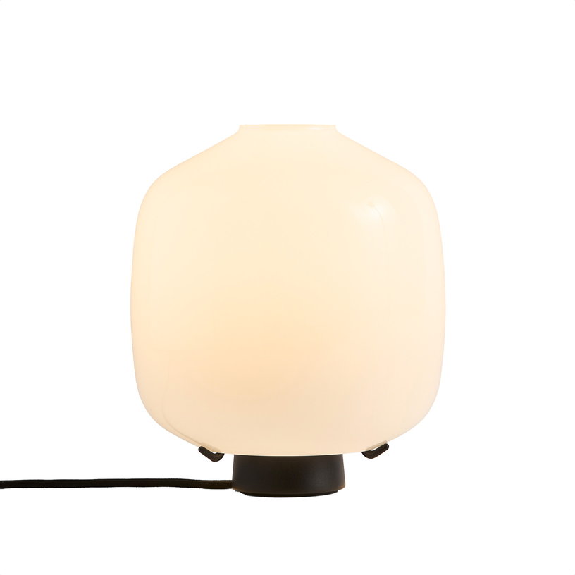 lampe-a-poser-en-verre-20x23cm-buoy-hay-2