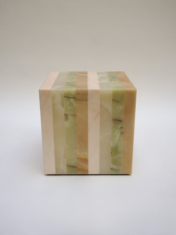 cube-en-onyx-40x40x40cm-helena-studio-gaia-2
