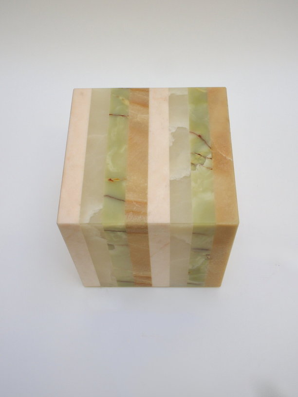 cube-en-onyx-40x40x40cm-helena-studio-gaia-3