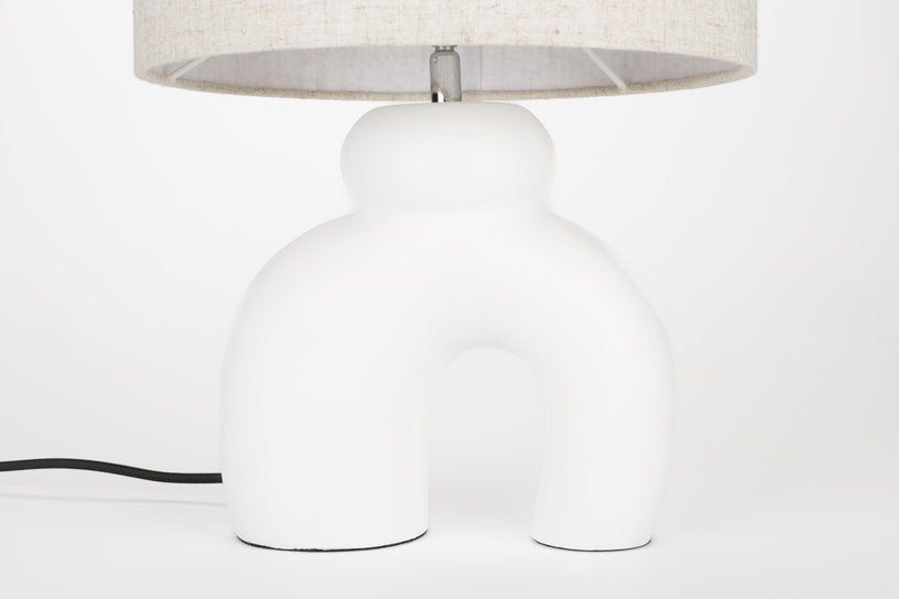 lampe-de-table-en-beton-blanc-30x30x41-5cm-bibi-zuiver-5