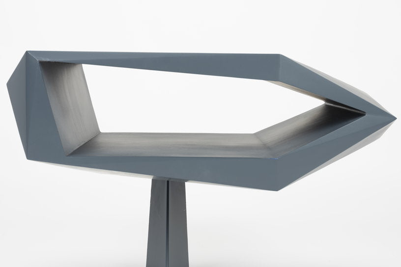 table-d-appoint-en-resine-et-fer-noir-60x40x40cm-north-zuiver-4