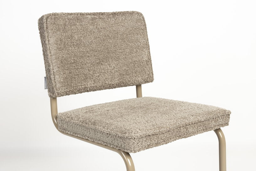 chaise-en-tissu-boucle-et-aluminium-beige-ridge-zuiver-6