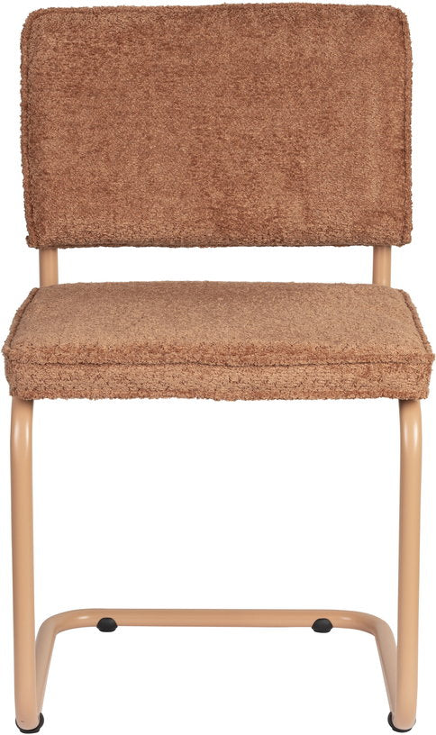 chaise-en-tissu-boucle-et-aluminium-terracotta-ridge-zuiver-2