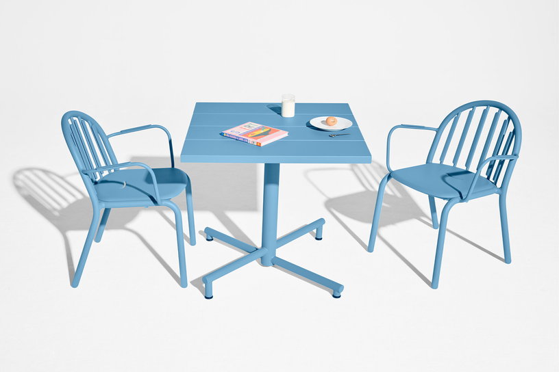 table-de-jardin-carree-en-aluminium-bleu-80x76cm-fred-s-fatboy-9