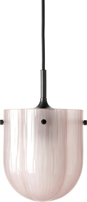 suspension-en-laiton-antique-et-verre-corail-seine-gubi-1